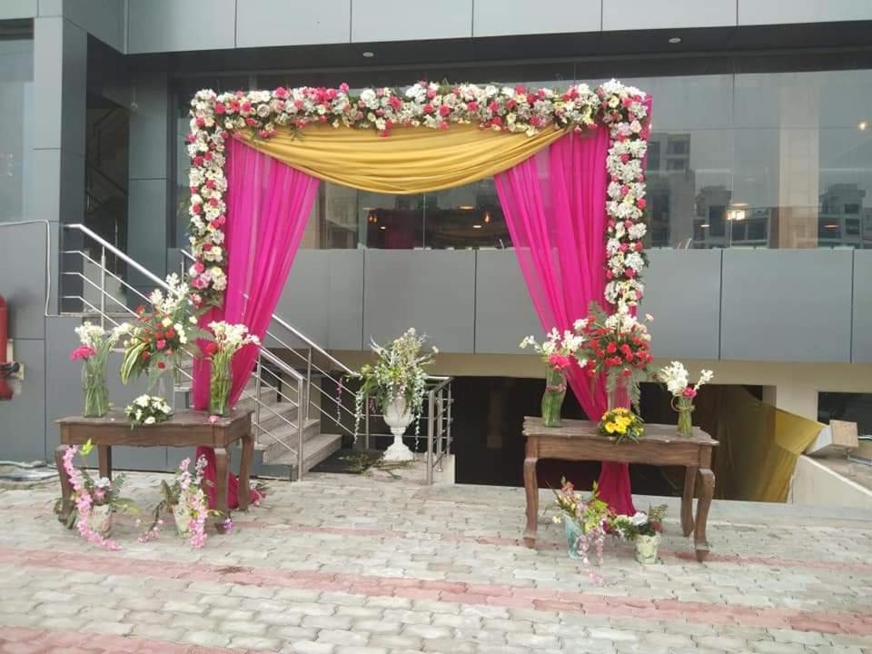 Jb Residency Zirakpur !! Top Rated & Most Awarded Property In Zirakpur Otel Dış mekan fotoğraf